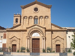 Bagheria, scritte minacciose contro il parroco delle Anime Sante