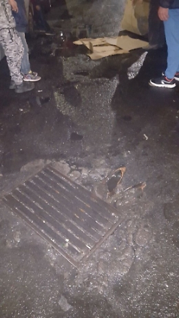 Buche pericolose sotto un arco della Marina: da l&igrave; passer&agrave; fercolo di Sant'Agata