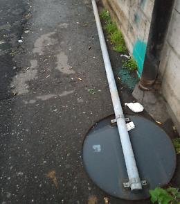 Catania, inciviltà in via Aurora: danni dei devoti di Sant'Agata?