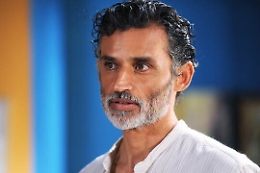 “Uno Nessuno Centomila” con protagonista Enrico Lo Verso