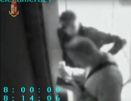 A rischio l'identità di tutti: con tecnica "Sim Swap" conti online svuotati