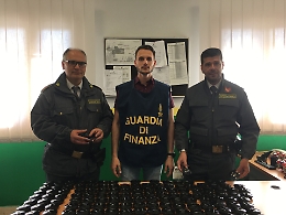 Palermo, sequestrati 180 mila cosmetici contraffatti diretti a Canicattì