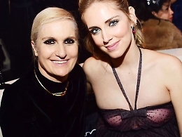 Nozze "Ferragnez" tra parodie e indiscrezioni: l'abito di Chiara sar&agrave; un Dior