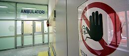 Aggressioni a medici in corsia, arriva il “Daspo” anche per gli ospedali