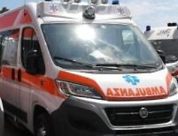 Donna colta da malore muore in spiaggia nel Palermitano