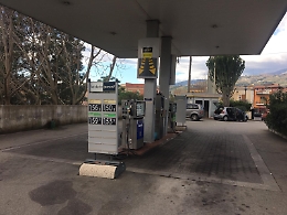 Distributore in tilt e pieno a "sbafo": in 40 denunciati a Giarre