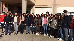 Sciacca, la Polizia di Stato tra gli studenti del liceo Fermi