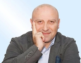 Castel di Iudica e l'arbitro picchiato, dal sindaco arrivano secca smentita e una "pallonata" a deputato del Pd