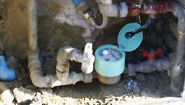 Si erano allacciati abusivamente alla rete idrica cittadina, arrestati due coniugi