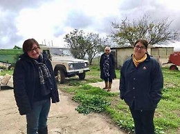 &laquo;Pietre, animali uccisi e minacce&raquo;, ecco perch&eacute; gli aguzzini delle sorelle Napoli sono stati arrestati