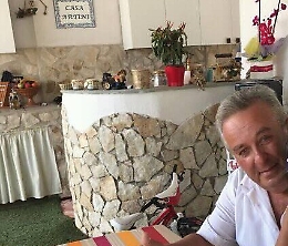 Scoglitti, incendio distrugge casa al mare di ex consigliere comunale