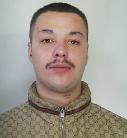 Scippi su auto in movimento, arrestato per un colpo a Librino