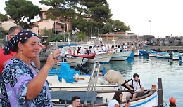 Catania, borgo San Giovanni Li Cuti in festa con pantomima del "Pisci a mari"