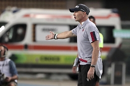 Mihajlovic, che grinta! L'ex allenatore del Catania lascia l'ospedale per andare a guidare il Bologna dalla panchina