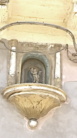 Catania: totale abbandono dell'edicola votiva di via Plebiscito