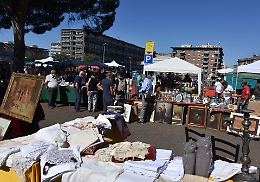 Covid, sospesi a Catania mercati delle pulci e dell'artigianato