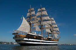 La nave Scuola Amerigo Vespucci in arrivo in Sicilia: ecco dove si fermerà