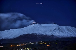 La prima neve sull'Etna
