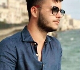 Siracusa, auto contro guard rail: muore un diciottenne