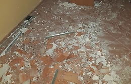 Caltanissetta, crolla tetto pensionati salvi per miracolo