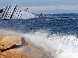 Naufragio Concordia, condanna a 16 anni definitiva, Schettino va in carcere