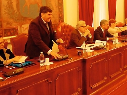 Sgarbi a Taormina «Per il San Domenico ristrutturazione soft»