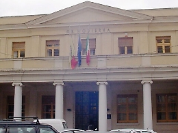 Nuova rete ospedaliea, Modica annuncia una marcia su Roma