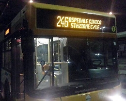 Palermo, le “ronde” neo fasciste sui bus e sui social è già polemica