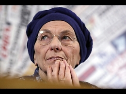 «Io, Emma Bonino, dico a voi uomini: siate un argine contro la violenza sulle donne»