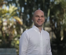 Licata, sfiduciato dal Consiglio il sindaco anti abusivismo