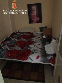 Ragusa, chiusa una casa a luci rosse, identificato un cliente di 80 anni