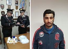 Priolo, getta gli ovuli di cocaina nel water, arrestato dai carabinieri