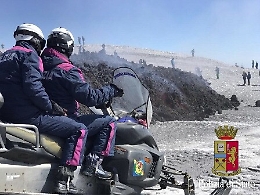 Esplosione sull'Etna: una decina di feriti e tanta paura