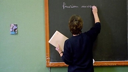 Niscemi, prof e studenti in classe a luglio per le ore perse in inverno