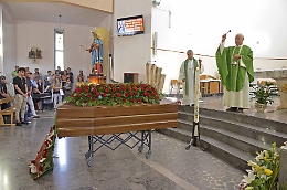 A Ragusa l'ultimo saluto al "dottor Pasquano"