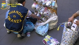 Ragusa, sequestrati 100 mila prodotto non sicuro e 2,5 tonnellate di frutta non tracciabile