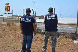 Ragusa, escono dalla discoteca ubriachi e tentano di dare fuoco alle coltivazioni