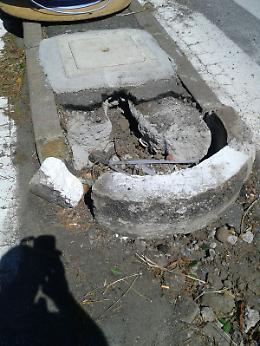 Catania, passa la fibra e viale Tirreno sembra un campo di battaglia