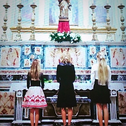 Carlo e Camilla di Borbone: le foto di una famiglia reale