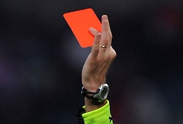 Marsala, sferrò una ginocchiata ad un avversario, condannato calciatore