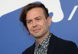 Regista catanese Sebastiano Riso aggredito con insulti omofobi