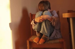 Ospedale di Paternò, molesta un 15enne: arrestato un ausiliario