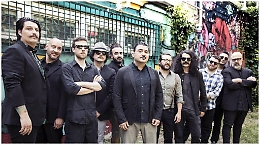 Con Roy Paci e gli Aretuska non c'è dubbio: Valelapena