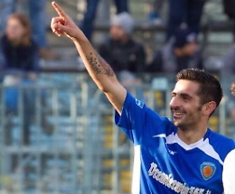 Serie C: il Monopoli spaventa il Siracusa con Paolucci, ma gli aretusei rispondono con Catania