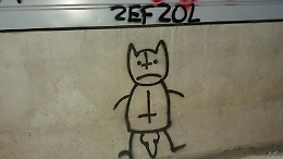 Denuncia M5S, scritte e simboli satanici in centro Palermo