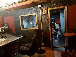 Catania, alloggio popolare al Villaggio Dusmet trasformato in sala di registrazione