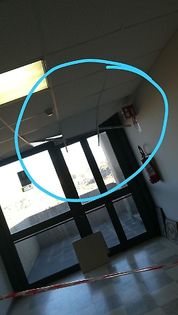 Catania, liceo artistico M.M. Lazzaro, crepe e piccoli crolli: la segnalazione degli studenti