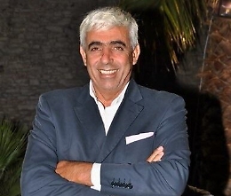 Tentata concussione, ex sindaco di Carini tra i 27 rinviati a giudizio