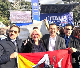 Violenza sulle donne, la Lega con Salvini in via Atenea