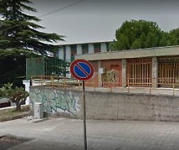 Telecamera nei bagni della scuola: denunciato studente "Fermi-Eredia"